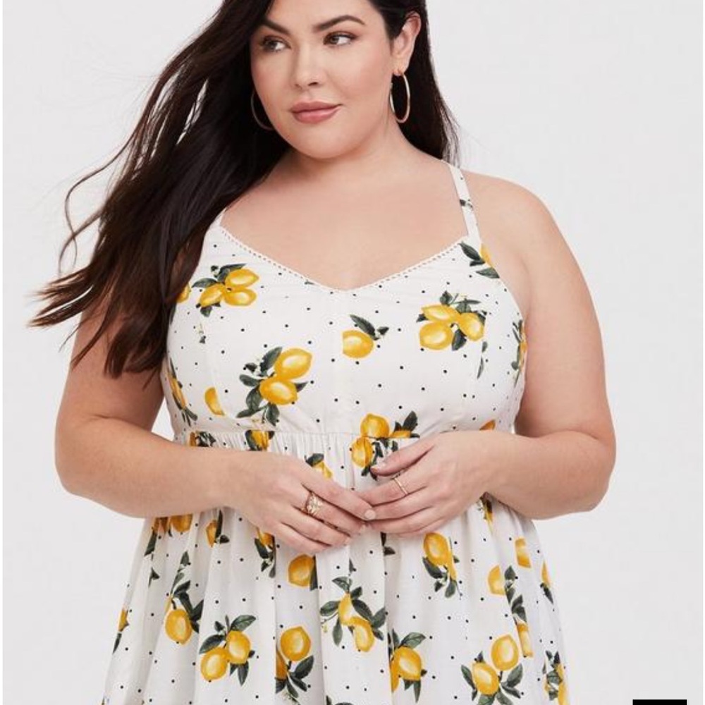 Torrid size 0 peplum stretch challis lace trim cami